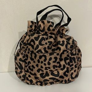 Cheetah print lunch bag